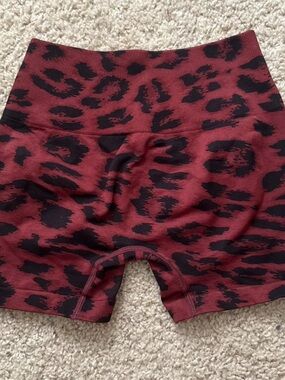 ISO Darc Sport Red and Black Leopard Seamless Athletic Shorts in Small